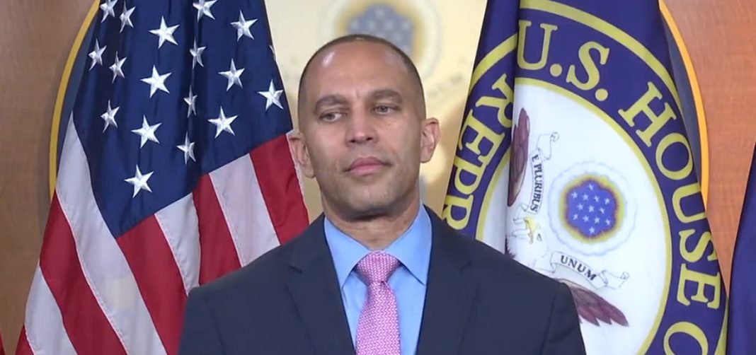 hakeem-jeffries-refuses-to-play-the-media’s-game-and-says-house-democrats-won’t-save-republicans