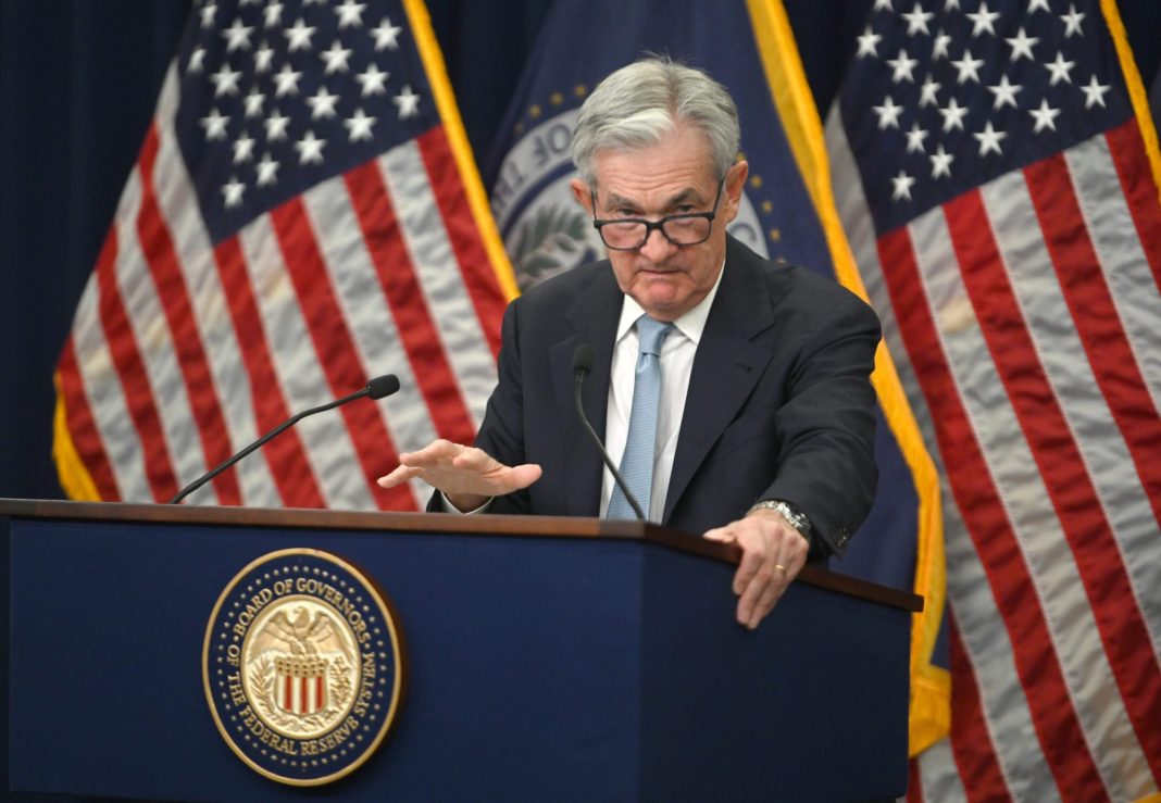 why-tighter-bank-lending-standards-are-the-fed’s-new-best-friend-in-its-all-out-war-against-inflation